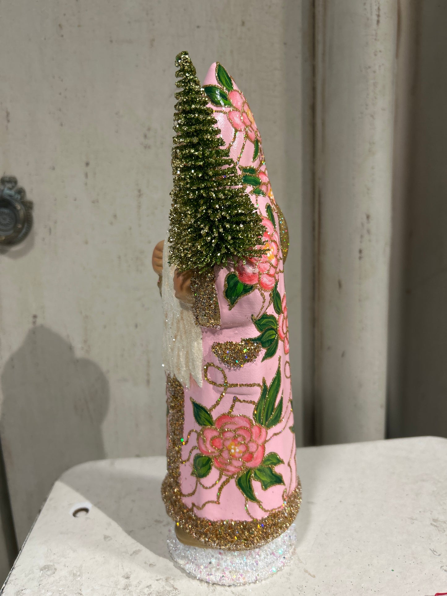 Pink Santa with Flower Decoration | Ino Schaller