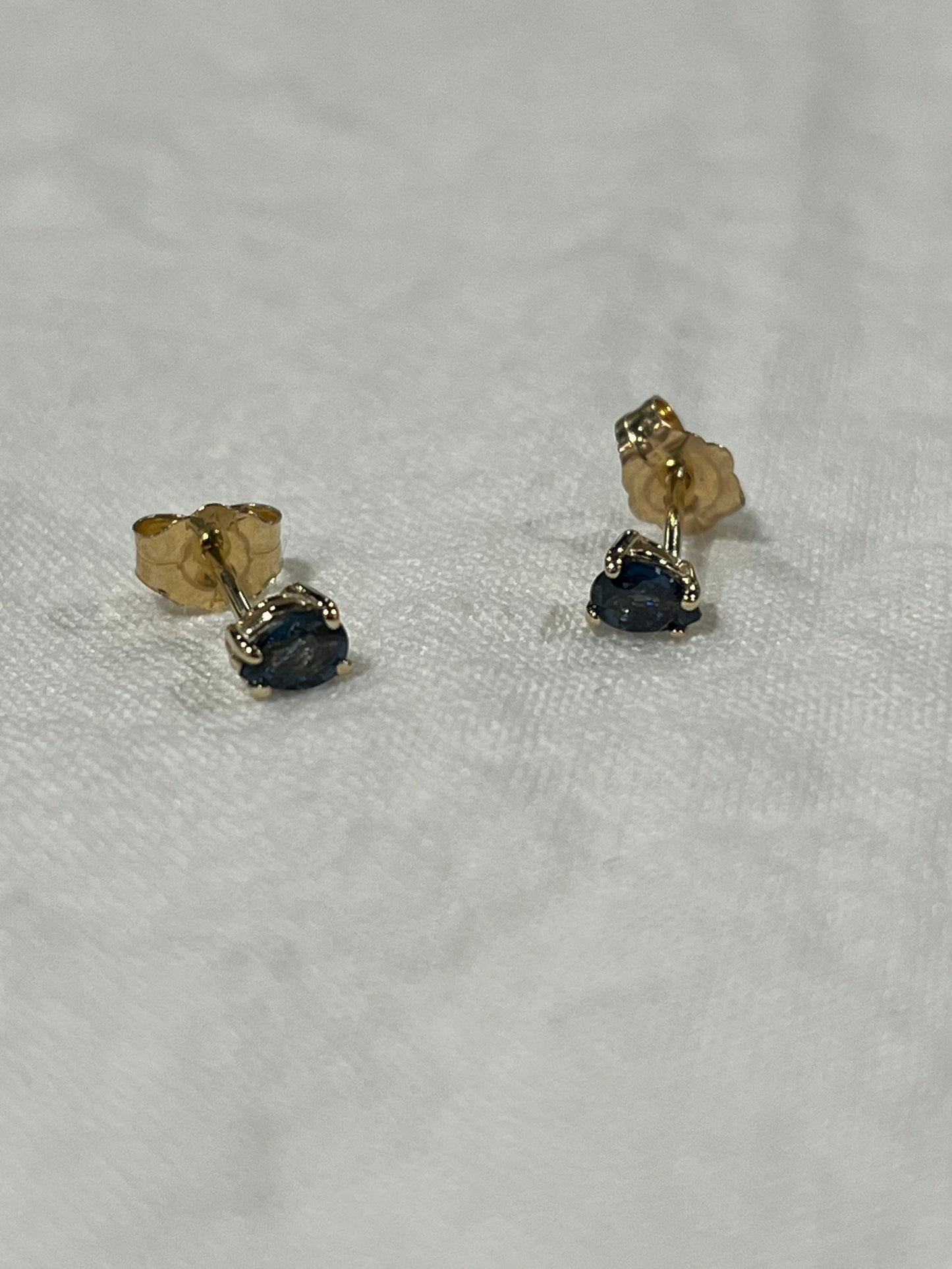 Sapphire Studs | Mikkel Brøgger