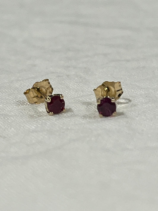 Ruby Studs | Mikkel Brøgger