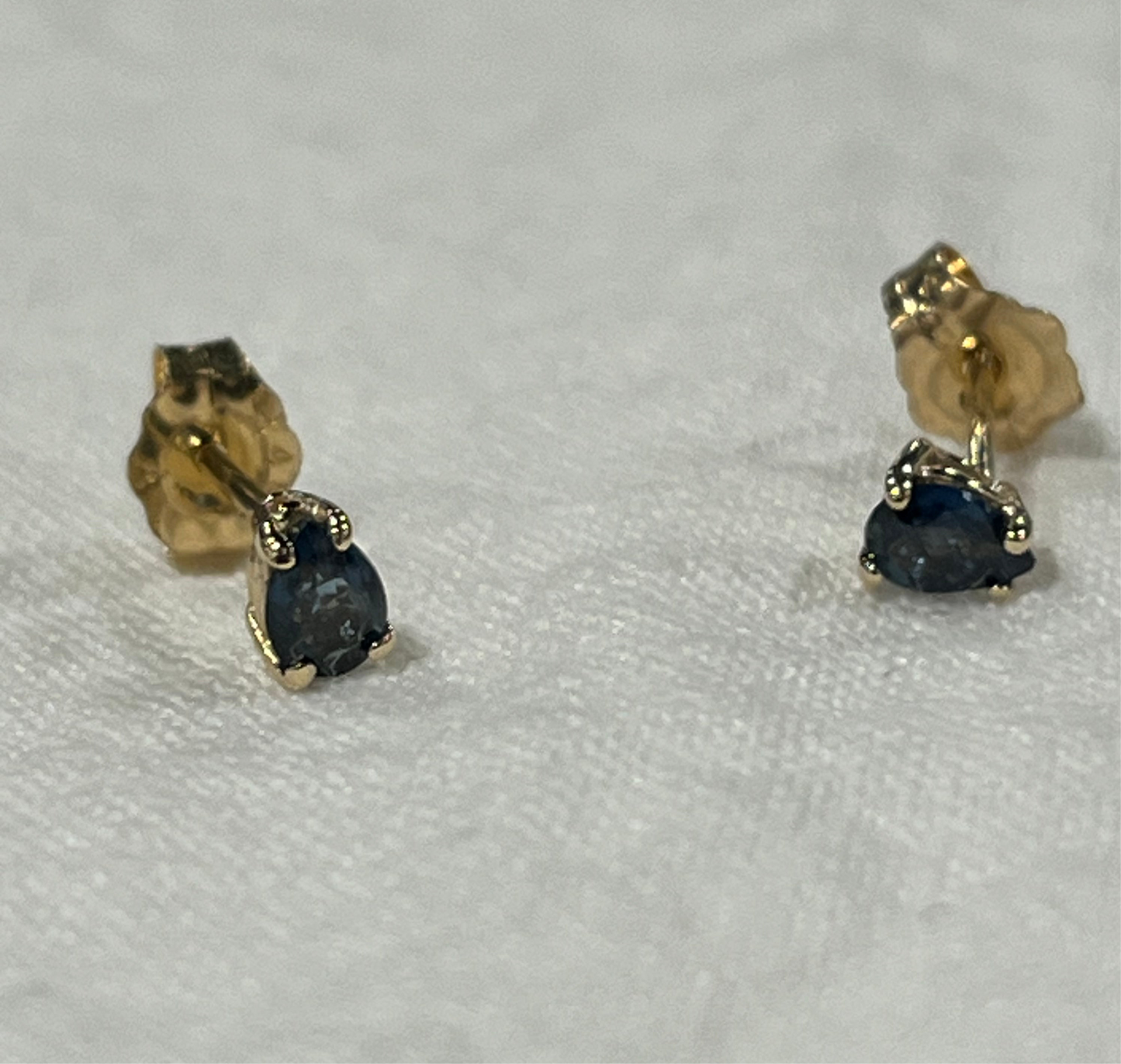 Sapphire Studs | Mikkel Brøgger