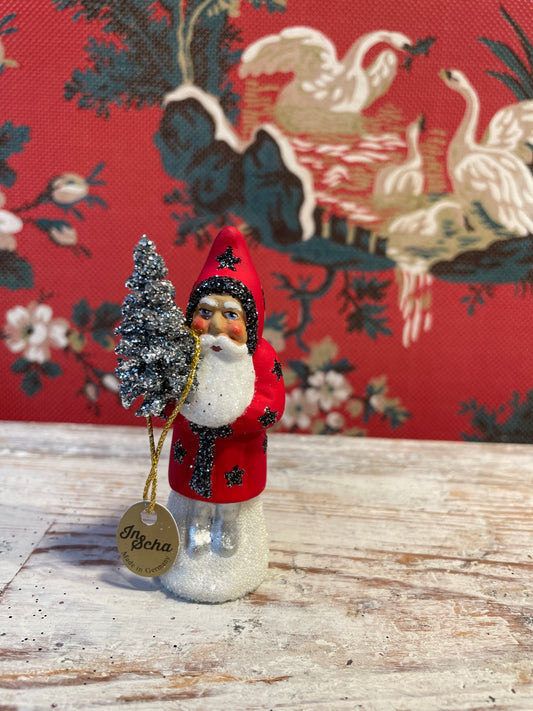 Red Onyx Star Santa Holding Tree | Ino Schaller