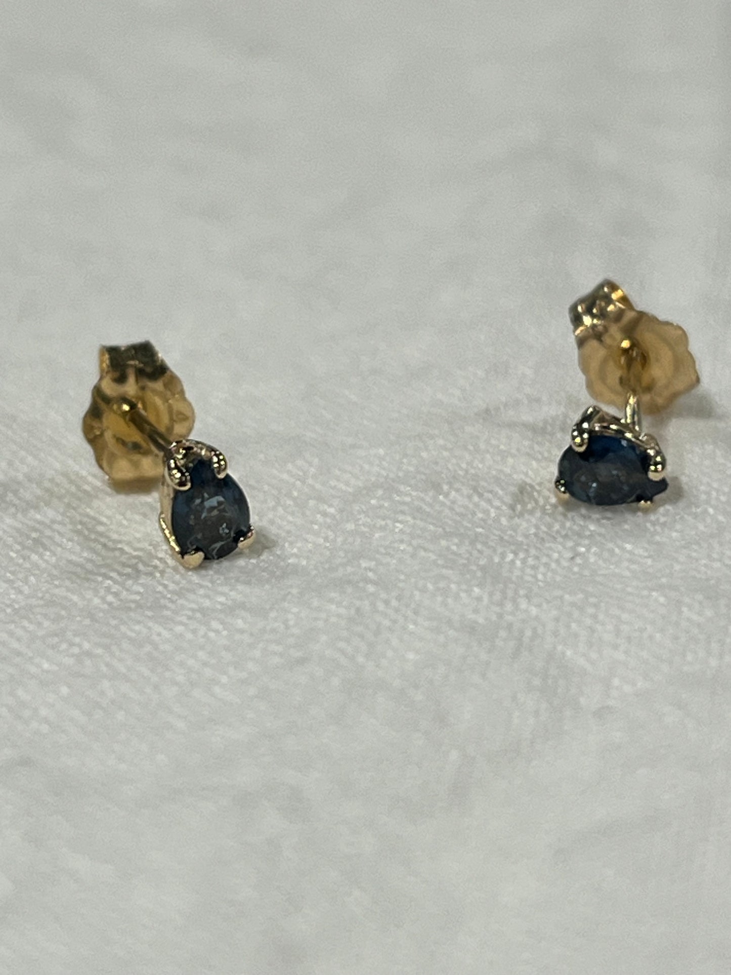 Sapphire Studs | Mikkel Brøgger