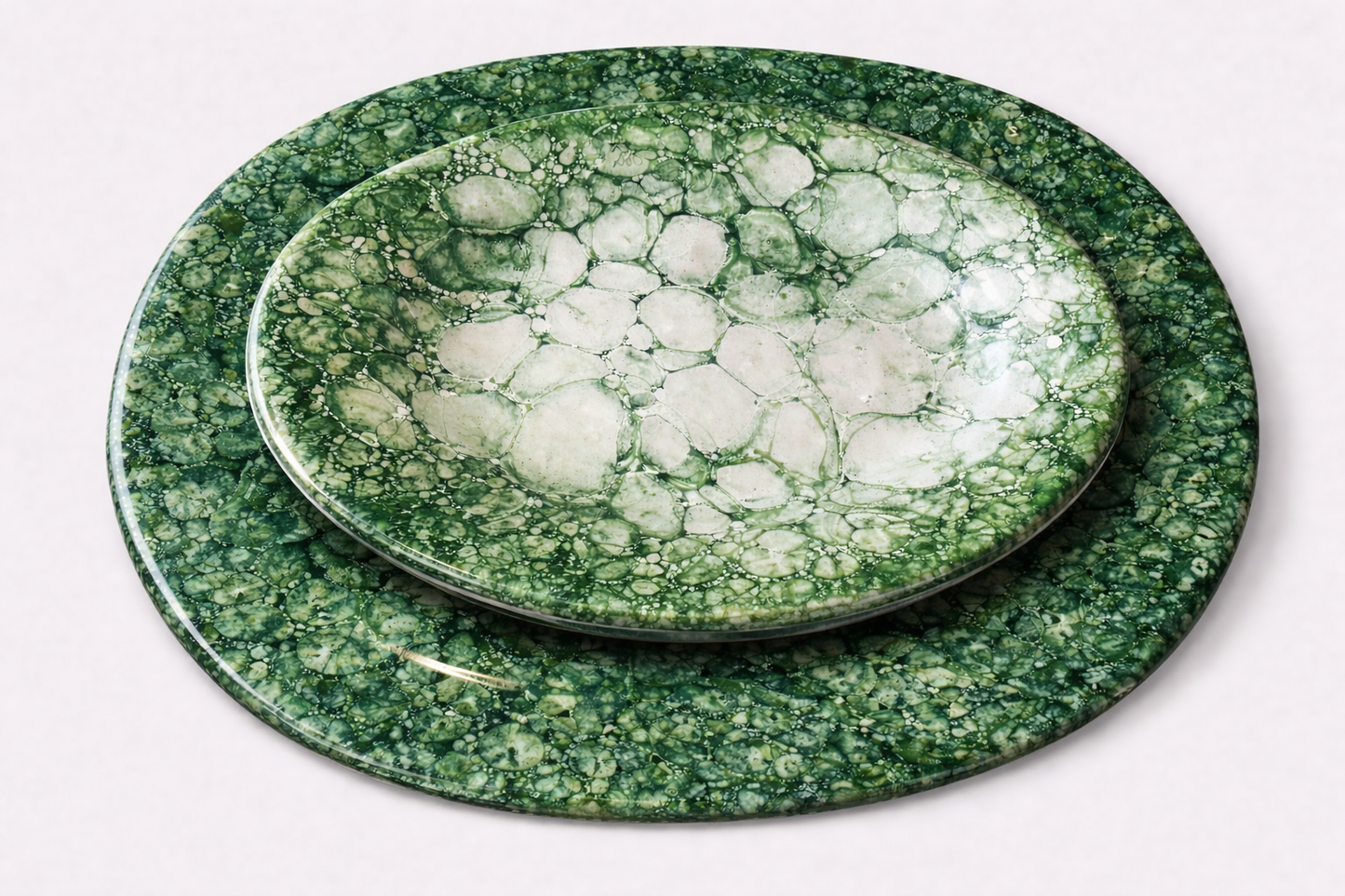 Large Marbled Dinner Plate, Dark Green | Handmade Erik Bendtsen Ceramics