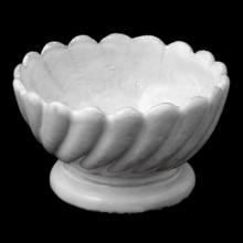Small Peggy Dish on Stand by Astier de Villatte, B2B product view
