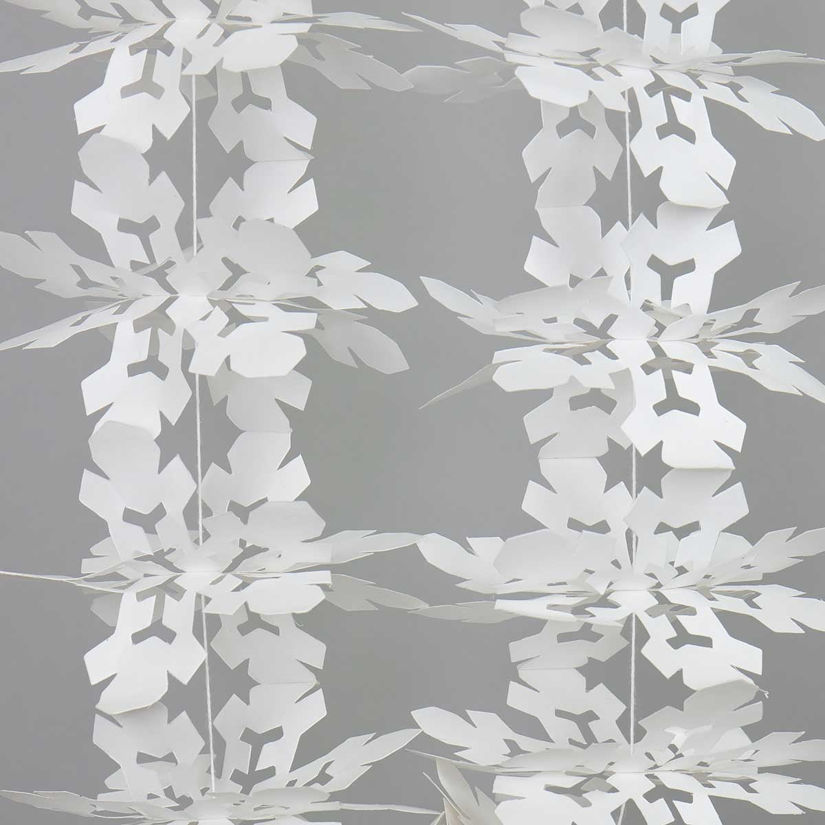 Flake - Swedish Garland, White | Christmas Ornament