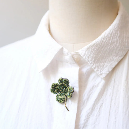 Vintage Clover Brooch Pin | Trovelore