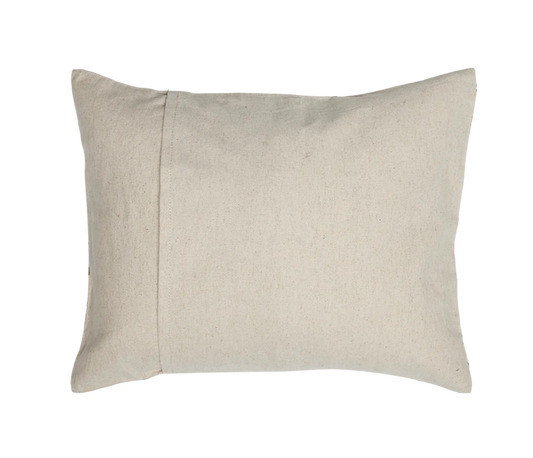 Guirlandes de fleurs Small Cushion - Antoinette Poisson