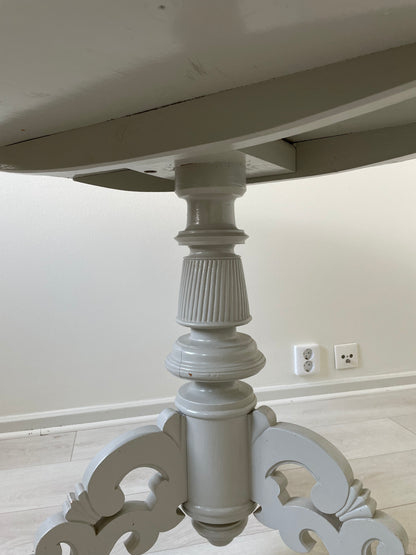 Antique Round Drop-Leaf Dining Table with Four Chairs – Grey Painted Set