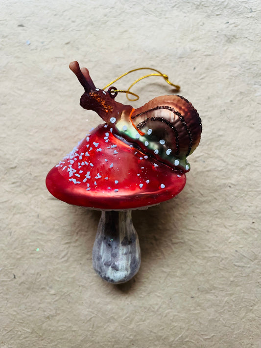 Woodfield Snail Glass Ornament