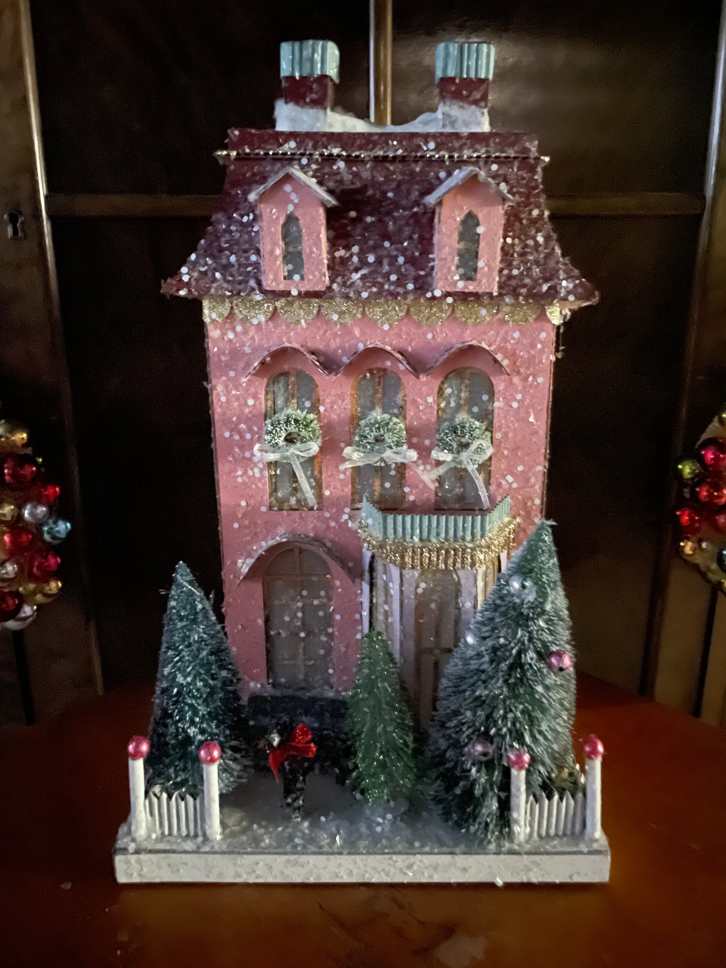 Pink Chateau Christmas House – Glittery Storybook Holiday Décor