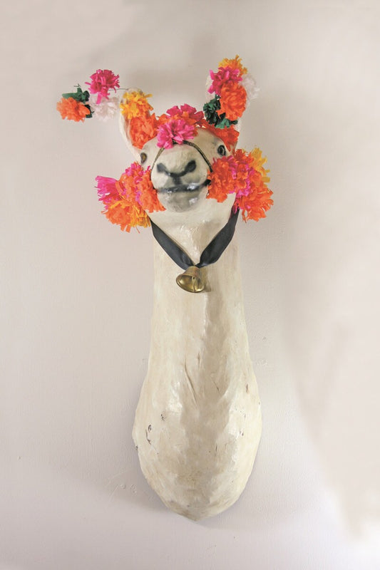 Pom Llama Mount