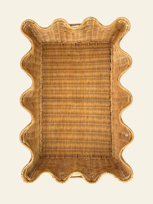 Medium Scalloped Tray, Rattan - MithCPH
