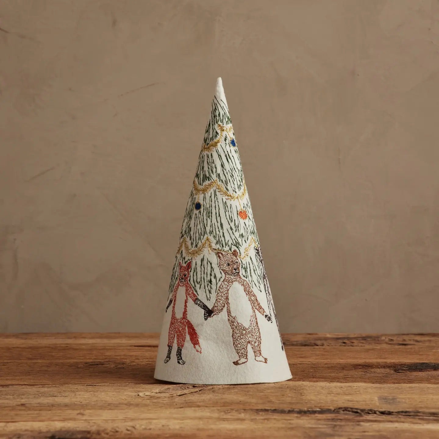 Ring Around Christmas Tree | Coral & Tusk