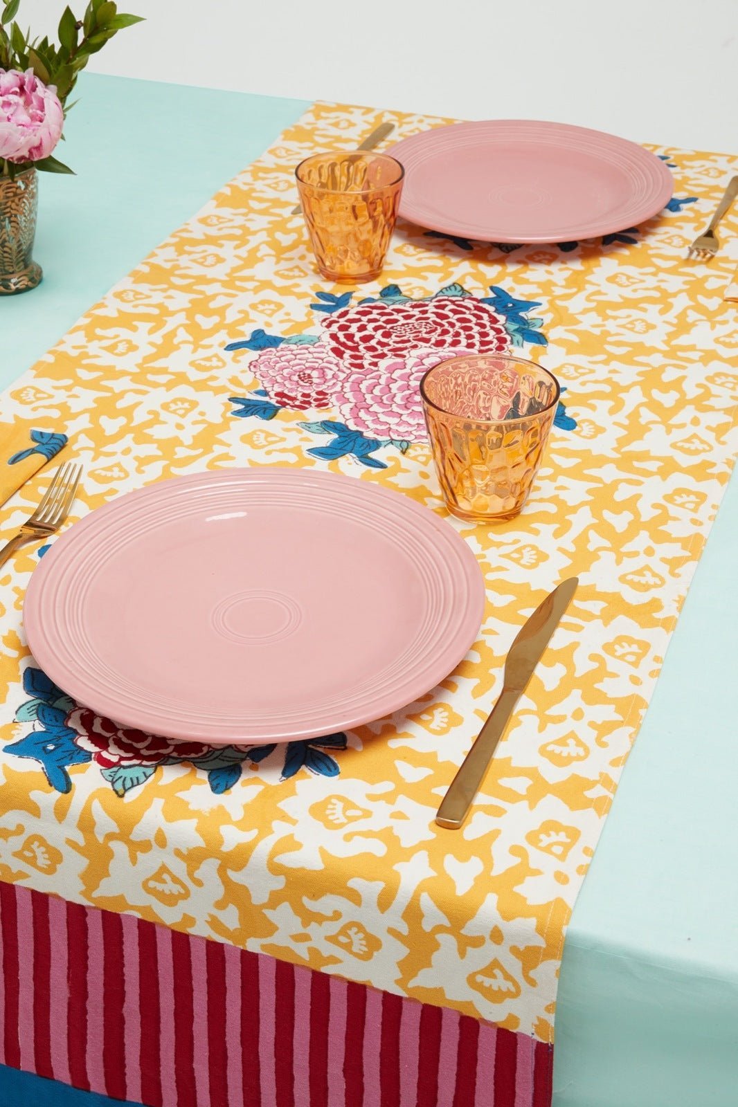 Arabesque Corolla Gold Natural - Table Runner | Lisa Corti - Bon Ton goods