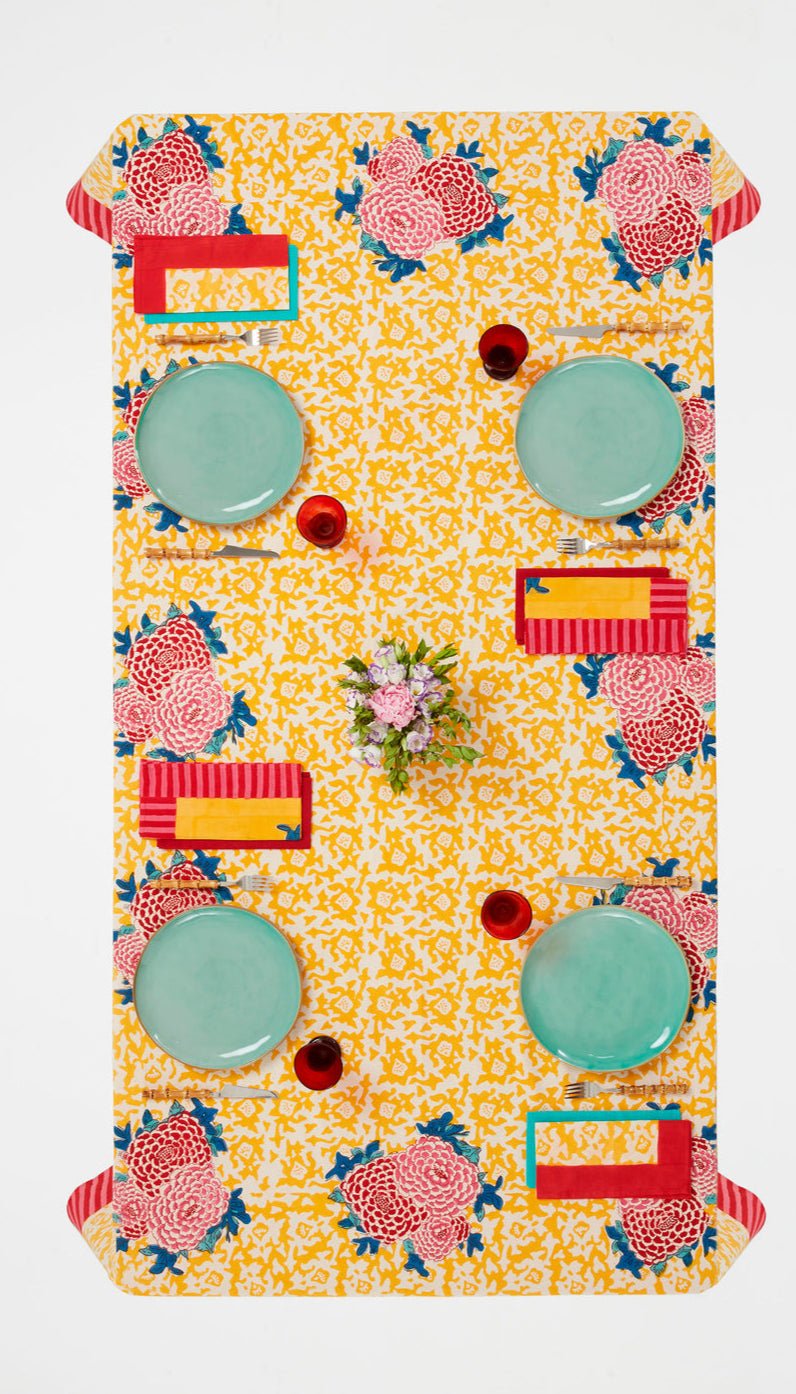 Arabesque Corolla Gold Natural Tablecloth – 180X180 | Lisa Corti - Bon Ton goods