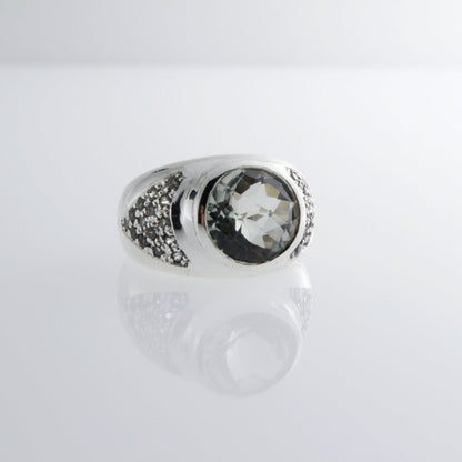 Beverly Ring - Green Topaz & Sapphires | Mikkel Brøgger - Bon Ton goods