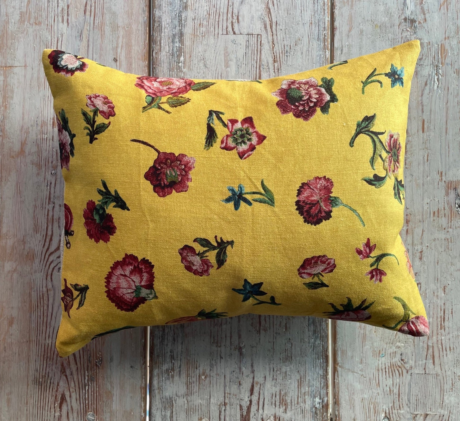 Bien Aimée Small Cushion | Antoinette Poisson Linen Cushion – Domino Paper Design - Bon Ton goods