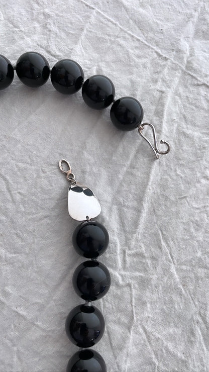 Black Agate & Silver Stone Link Necklace | Mikkel Brøgger - Bon Ton goods