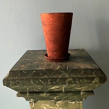 Brown Tall Pot "Høj Potte" | Handmade Erik Bendtsen Ceramics - Bon Ton goods