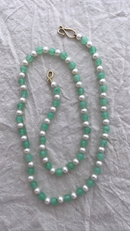 Chrysoprase and White Pearl Necklace - Bon Ton goods