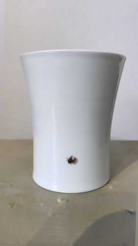 Concave Beaker with Ant - Bon Ton goods