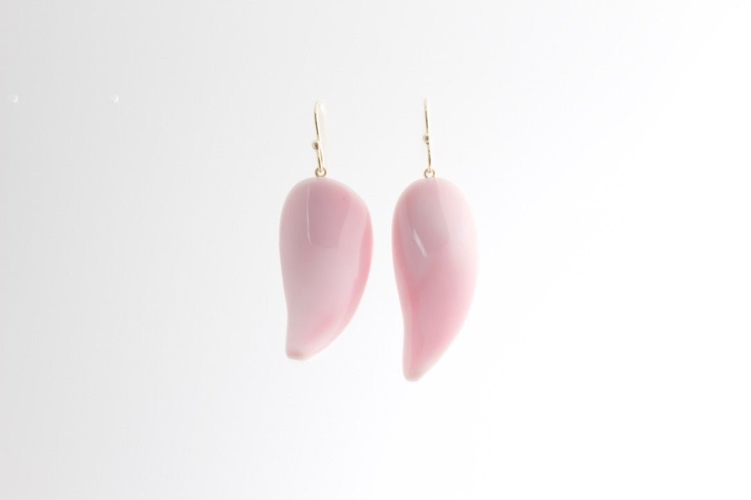 Conch Shell Earrings I - Bon Ton goods