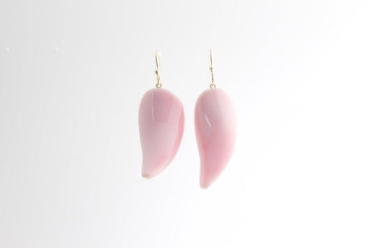 Conch Shell Earrings I - Bon Ton goods