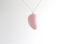 Load image into Gallery viewer, Conch Shell Pendant Necklace - Bon Ton goods
