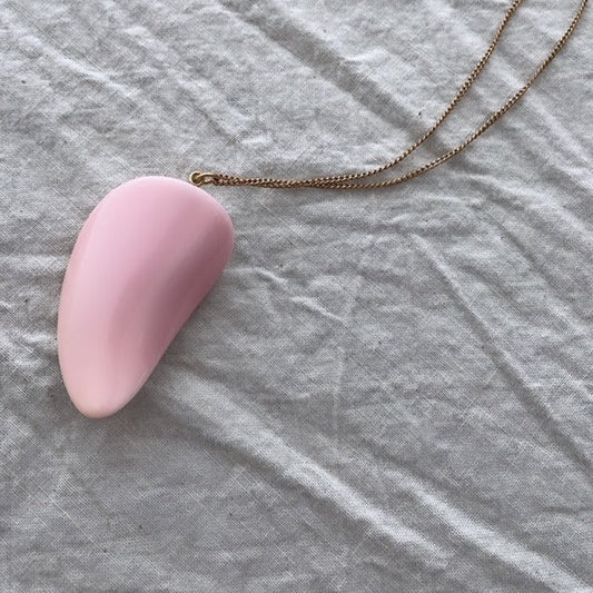 Conch Shell Pendant Necklace | Mikkel Brøgger - Bon Ton goods