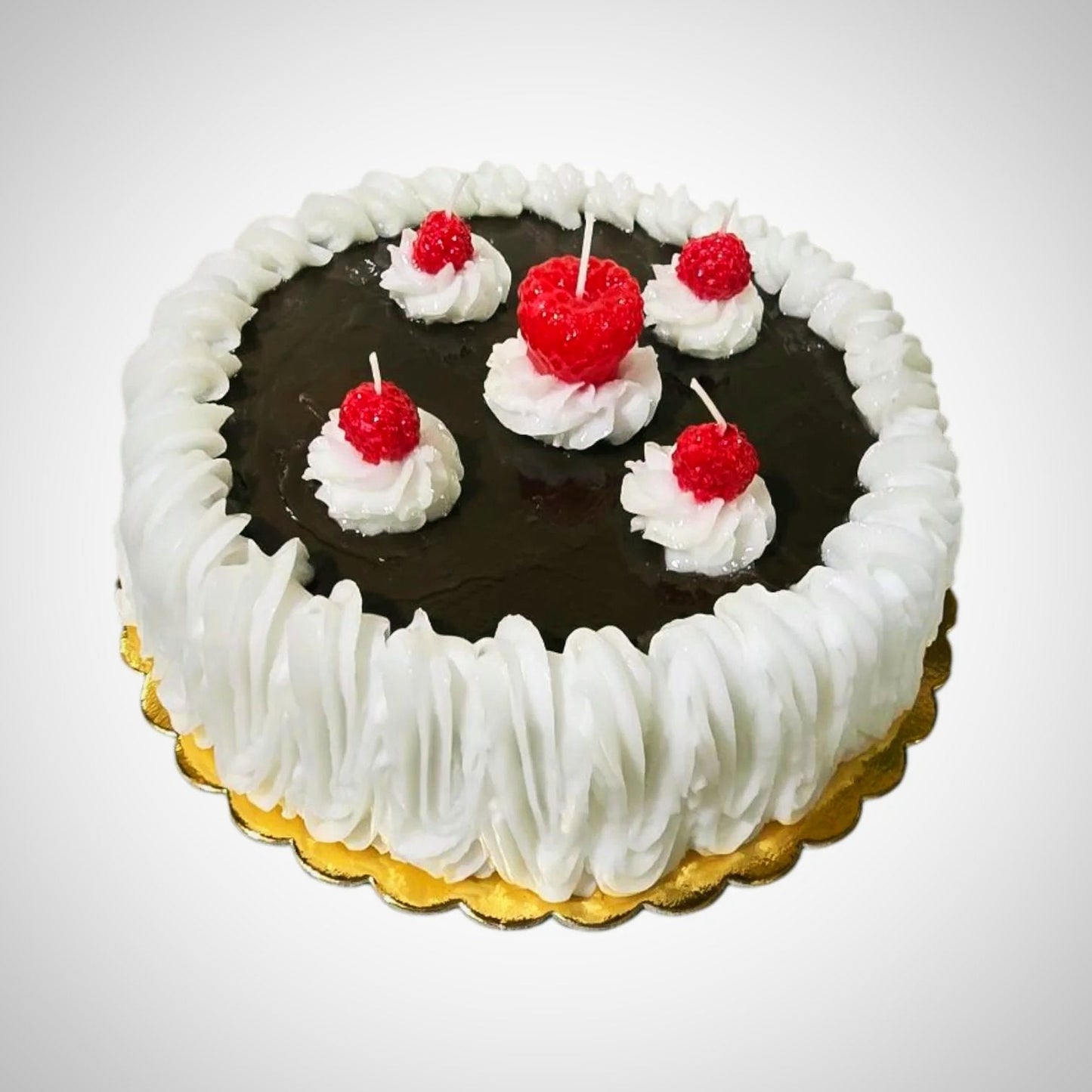 Cream Cake Wax Candle | Cereria Introna - Bon Ton goods