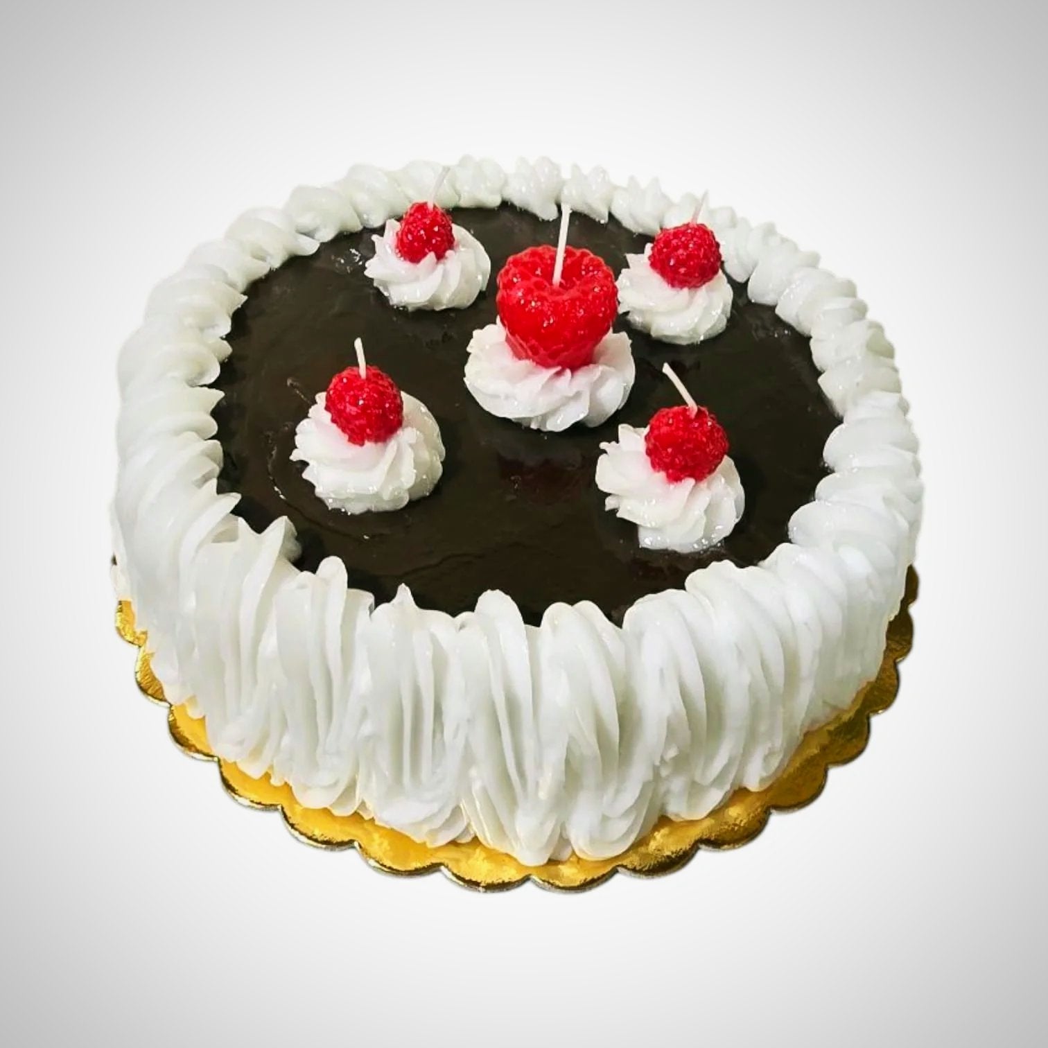 Cream Cake Wax Candle | Cereria Introna - Bon Ton goods