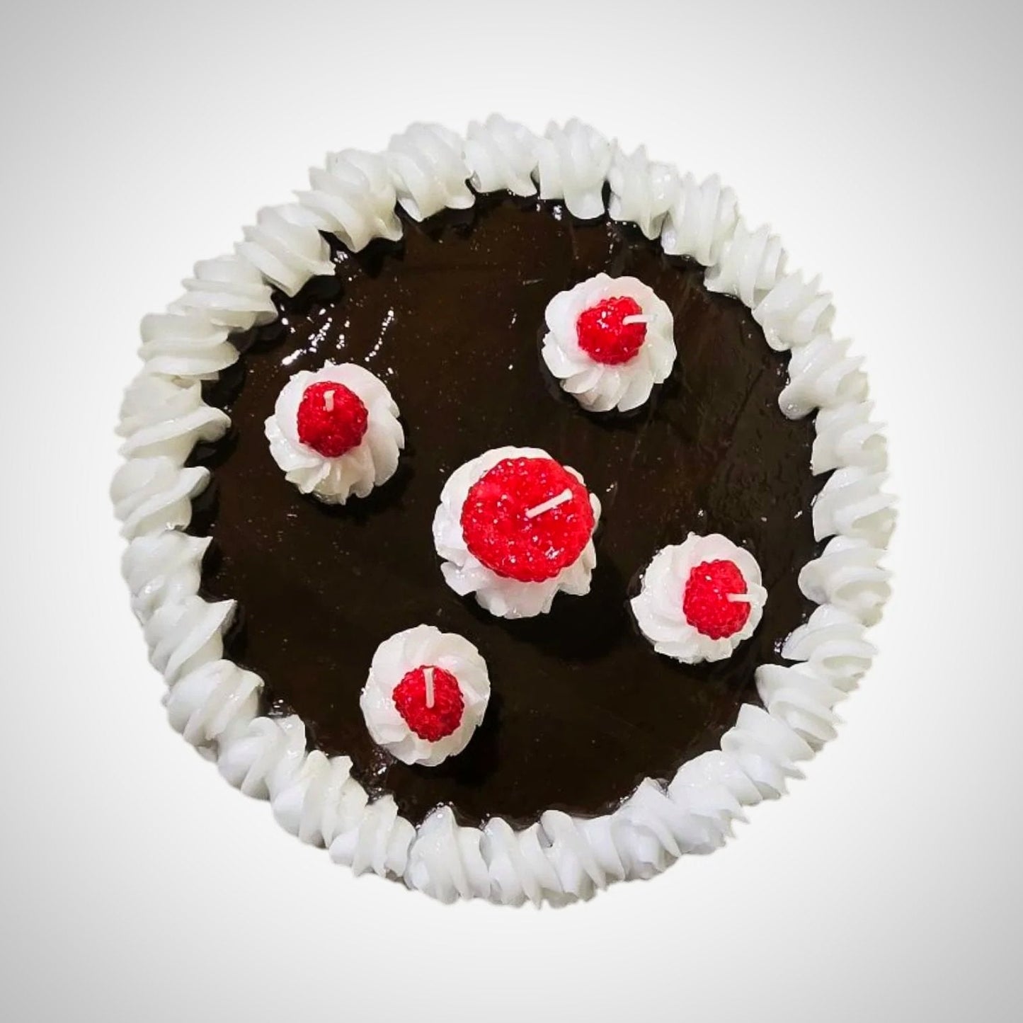 Cream Cake Wax Candle | Cereria Introna - Bon Ton goods
