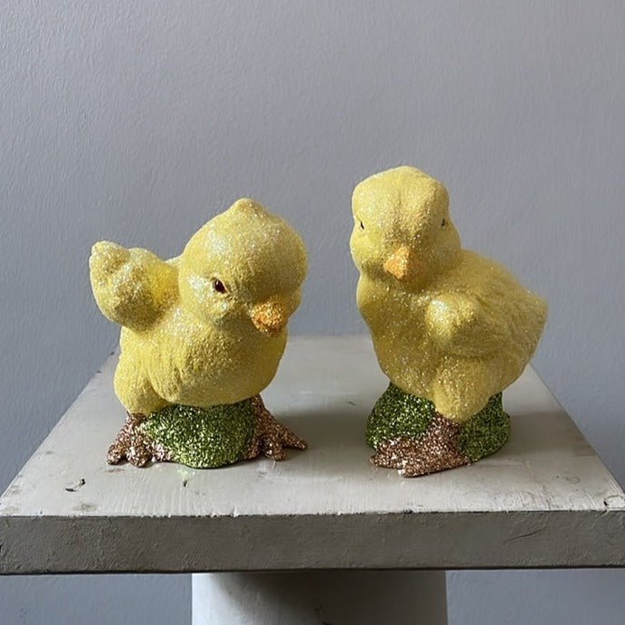 Cream Yellow Chick Glitter - Chicken Spreading Wings | Ino Schaller - Bon Ton goods