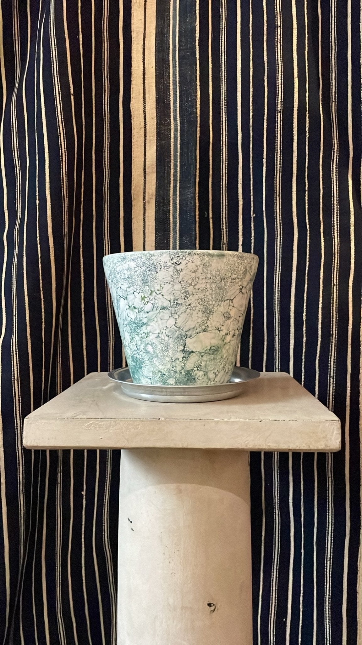 Dark Green Bendtsen Pot Marbleized | Handmade Erik Bendtsen Ceramics - Bon Ton goods