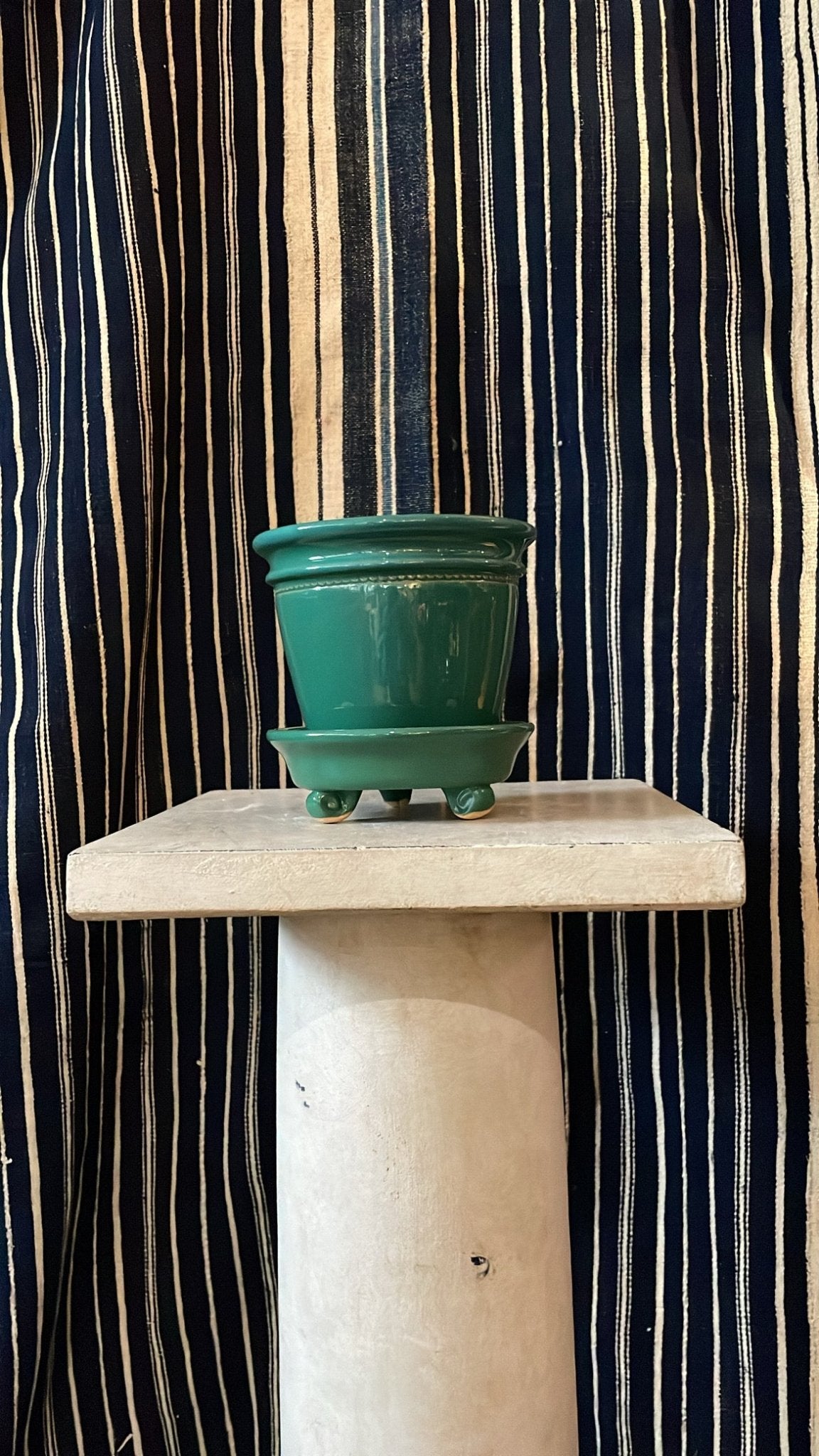 Dark Green Faaborg Pot | Handmade Erik Bendtsen Ceramics - Bon Ton goods