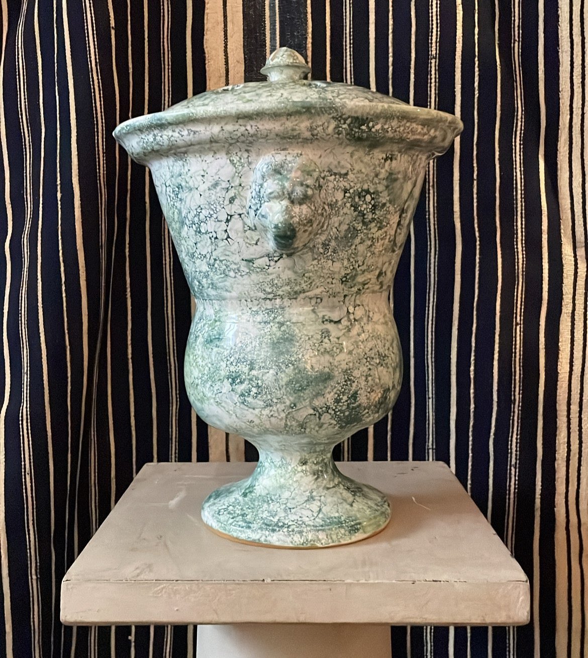 Dark Green Marbleized Bouquetière - Tulipiere Lion Tulip Vase – Large | Handmade Erik Bendtsen Ceramics - Bon Ton goods