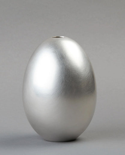 EGG VASE - Bon Ton goods