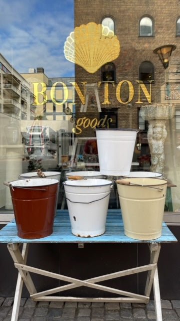 Enamel Bucket - White 2 - Bon Ton goods