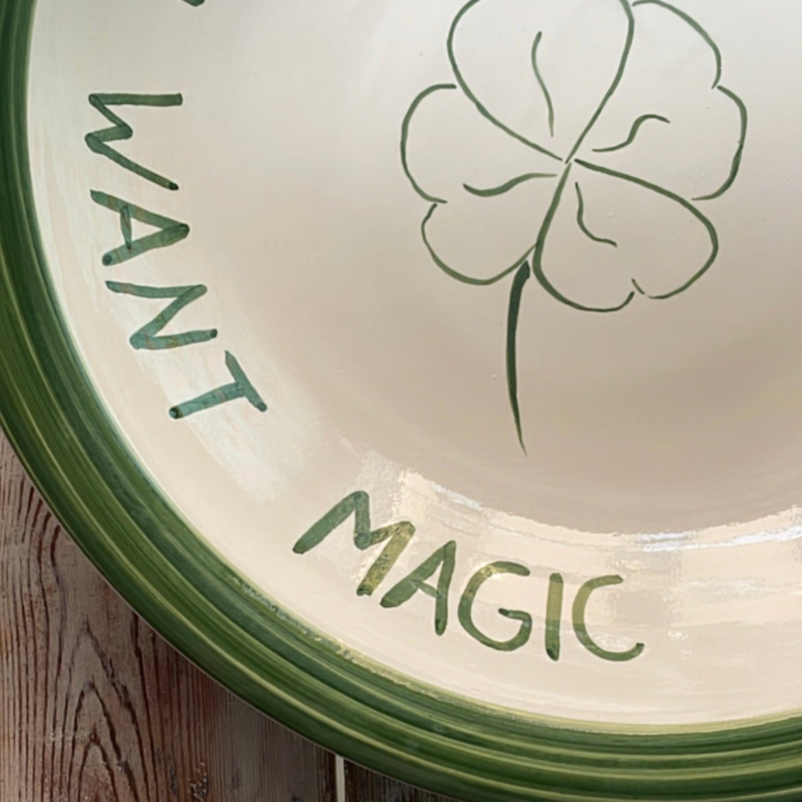 Felipe Serving Bowl (Magic – Green) - Bon Ton goods