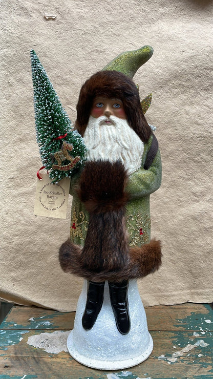 Grand Forest Green Beaded Santa with Holly Decoration, Fur & Packbag | Ino Schaller - Bon Ton goods