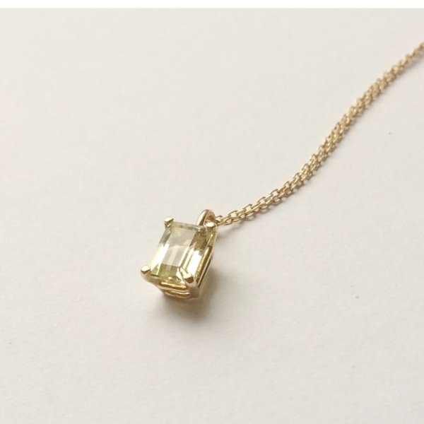 Green Beryl Pendant - Bon Ton goods