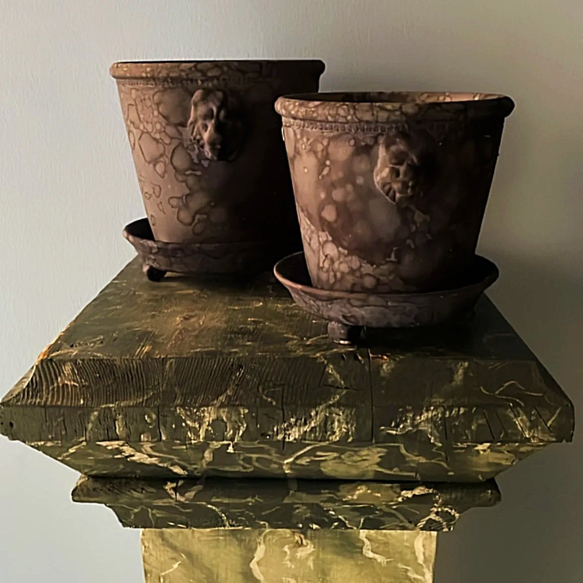Grey Unglazed Lion Pot with Saucer on Legs | Handmade Erik Bendtsen Ceramics - Bon Ton goods
