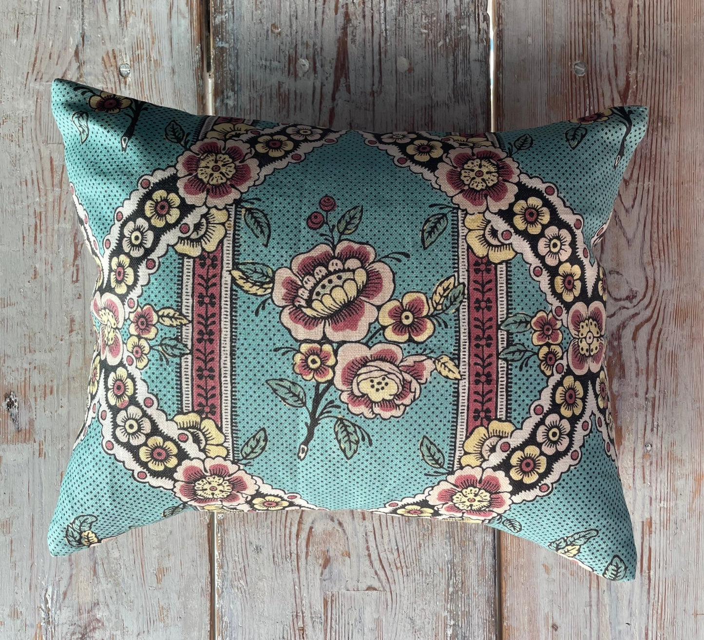 Guirlandes de fleurs Small Cushion | Antoinette Poisson Linen Cushion – Domino Paper Design - Bon Ton goods