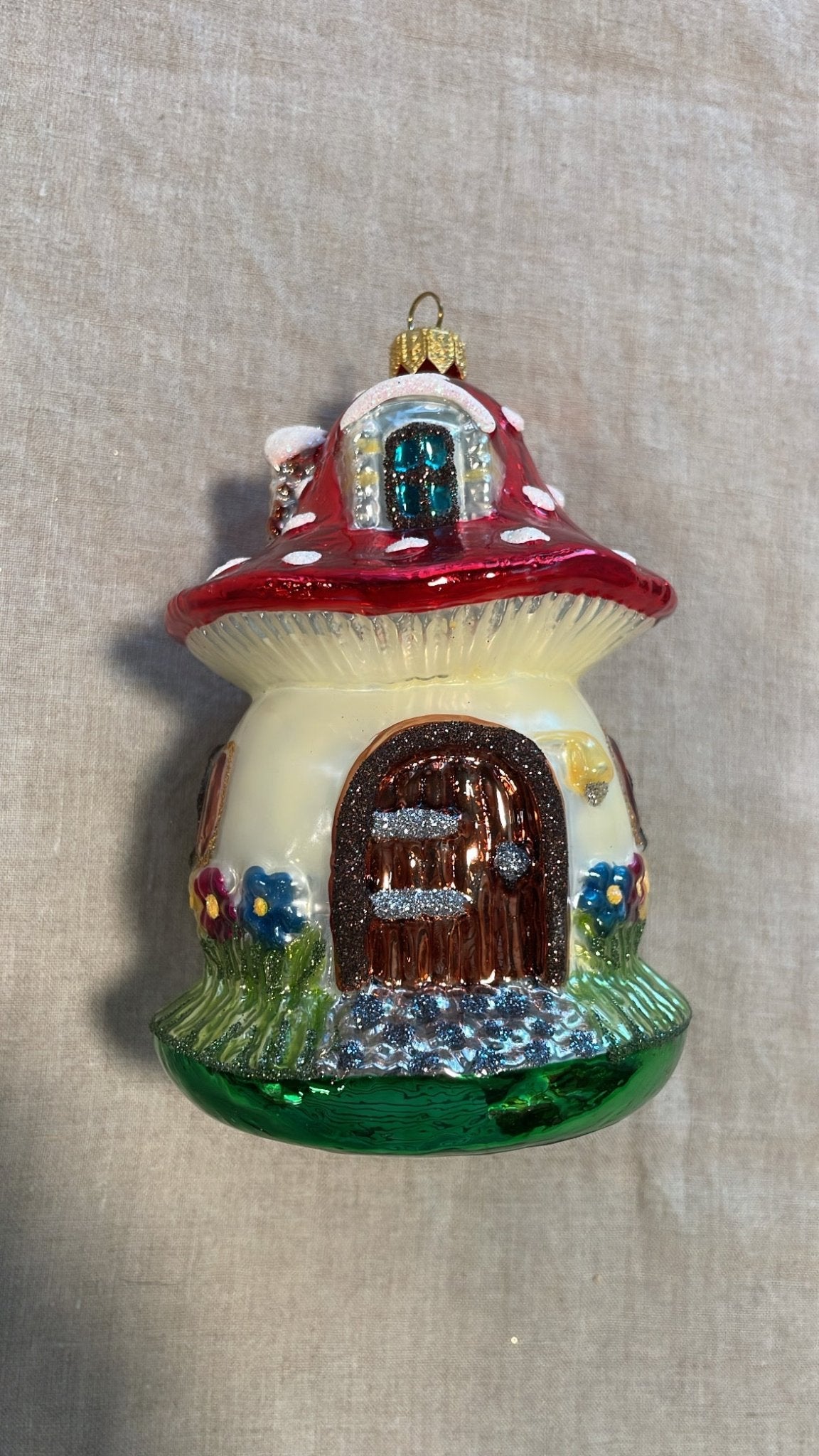 Large Nostalgic Mushroom House with Grass | Nostalgie Christbaumschmuck - Bon Ton goods