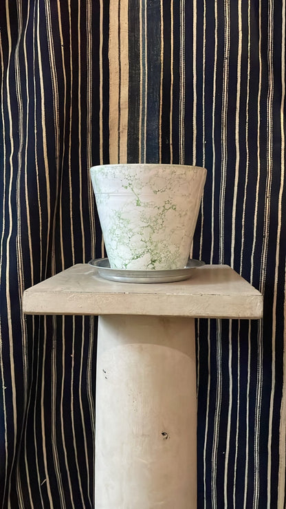 Light Green Bendtsen Pot Marbleized | Handmade Erik Bendtsen Ceramics - Bon Ton goods