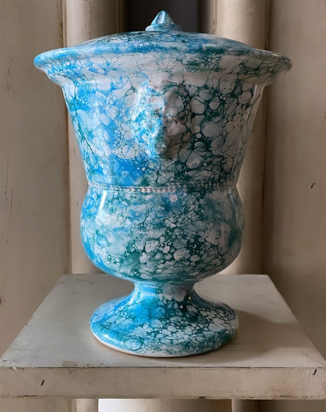 Lion Tulip Vase Marbleized Blue - Bon Ton goods