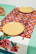 Load image into Gallery viewer, Lisa Bouquet Cream - Table Runner Lisa Corti - Bon Ton goods
