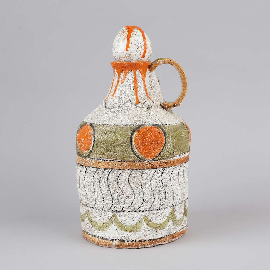 Mamma Ro Italian Ceramic Carafe – Hand-Painted, H 32 cm - Bon Ton goods