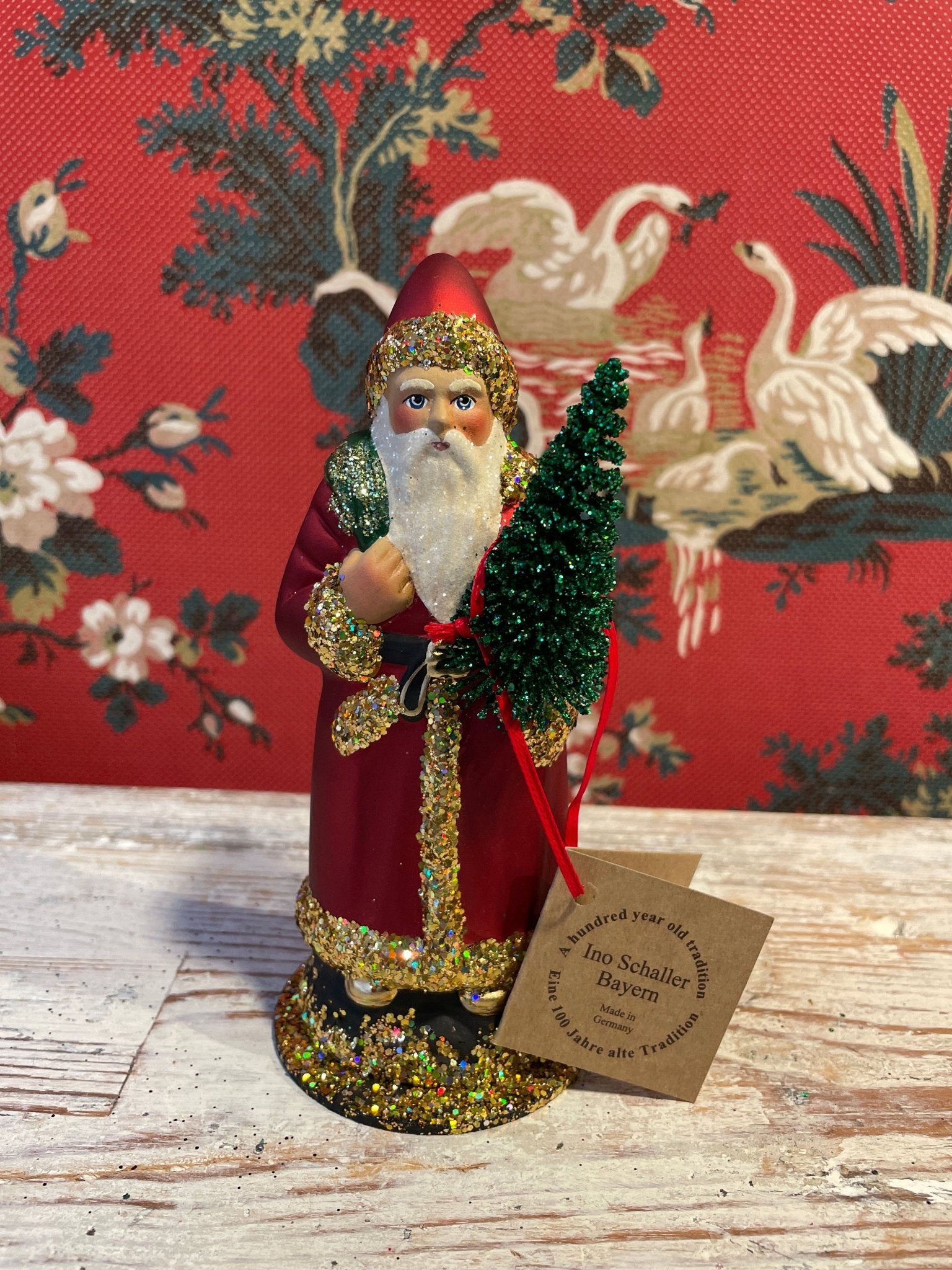 Matte Red Santa with Gold Trim | Ino Schaller - Bon Ton goods