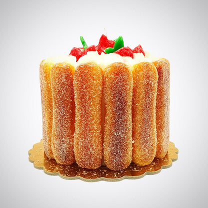 Meringue and Strawberry Cake Wax Candle | Cereria Introna - Bon Ton goods